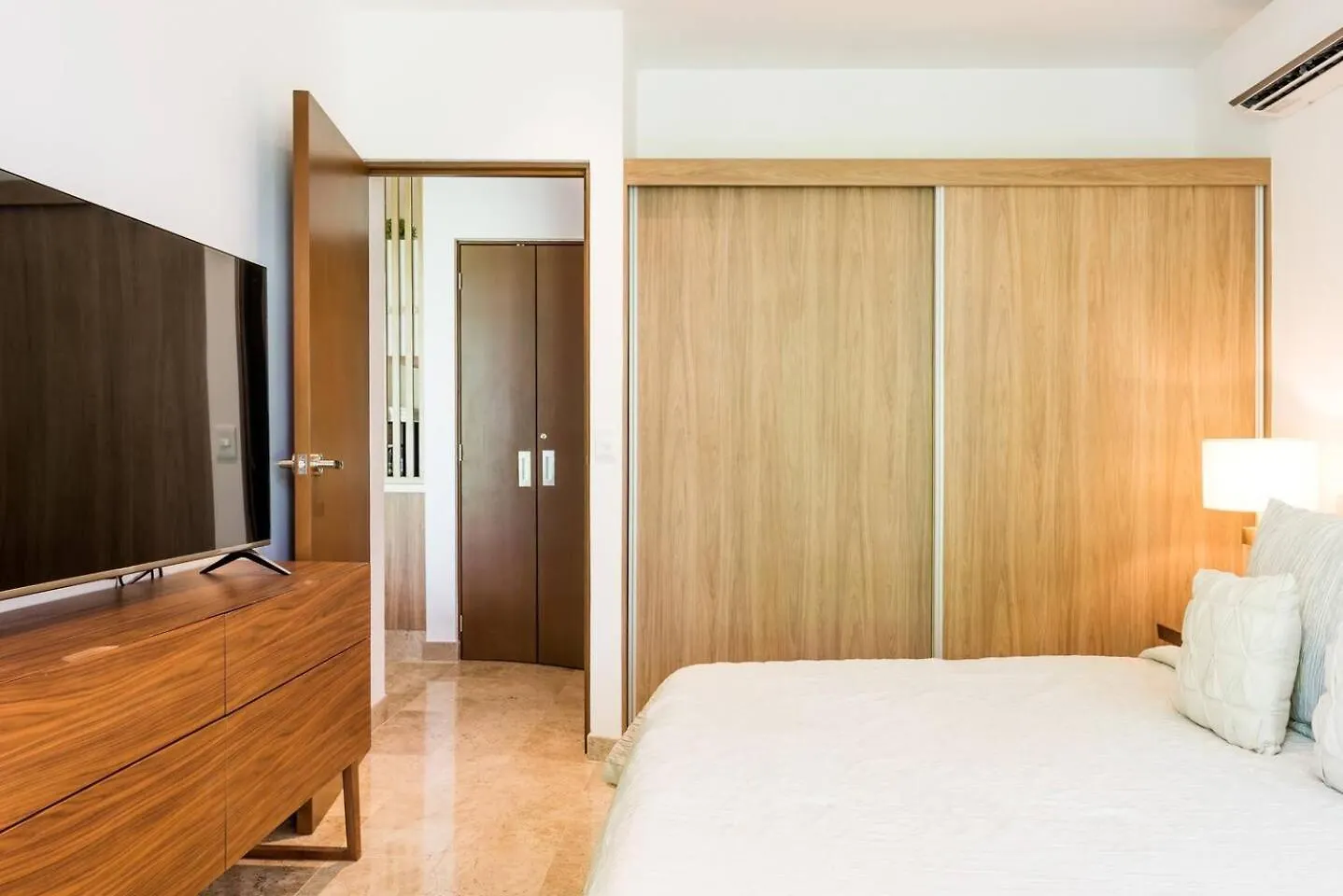 2Br Apt In The Heart Of Playa, Condo Ipana Playa del Carmen